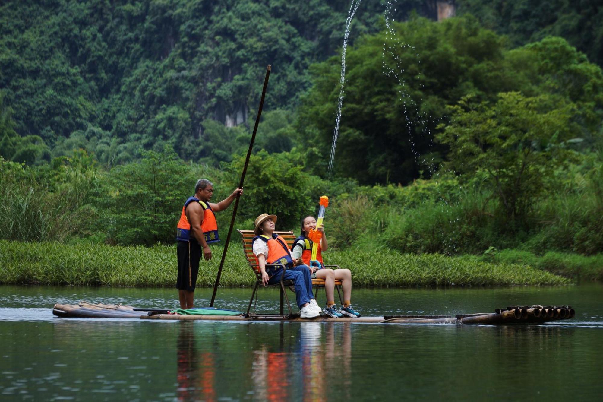 The Apsara Lodge Yangshuo Exterior photo